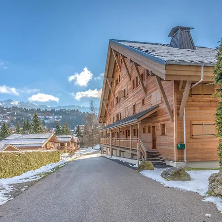 Arboreve - Station De A Pied Vue Montagne