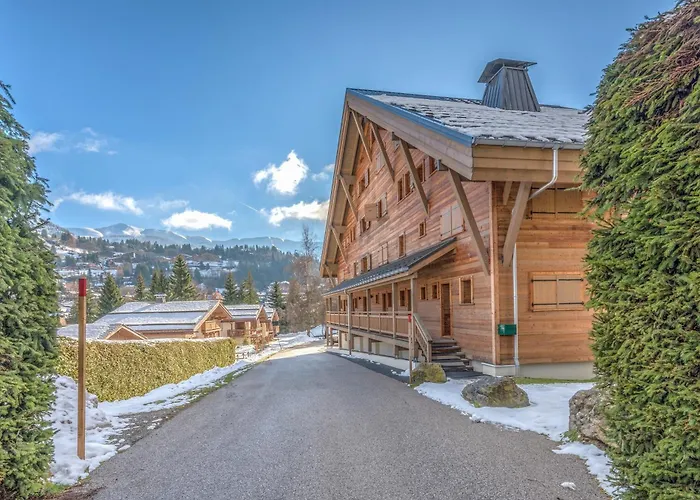 Arborêve - Station De à Pied Vue Montagne